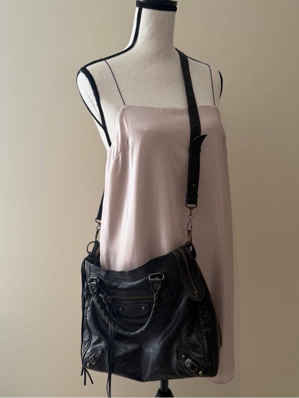 Balenciaga Classic Velo Black Leather Bag Aged Brass Moto Crossbody - Picture 3 of 16